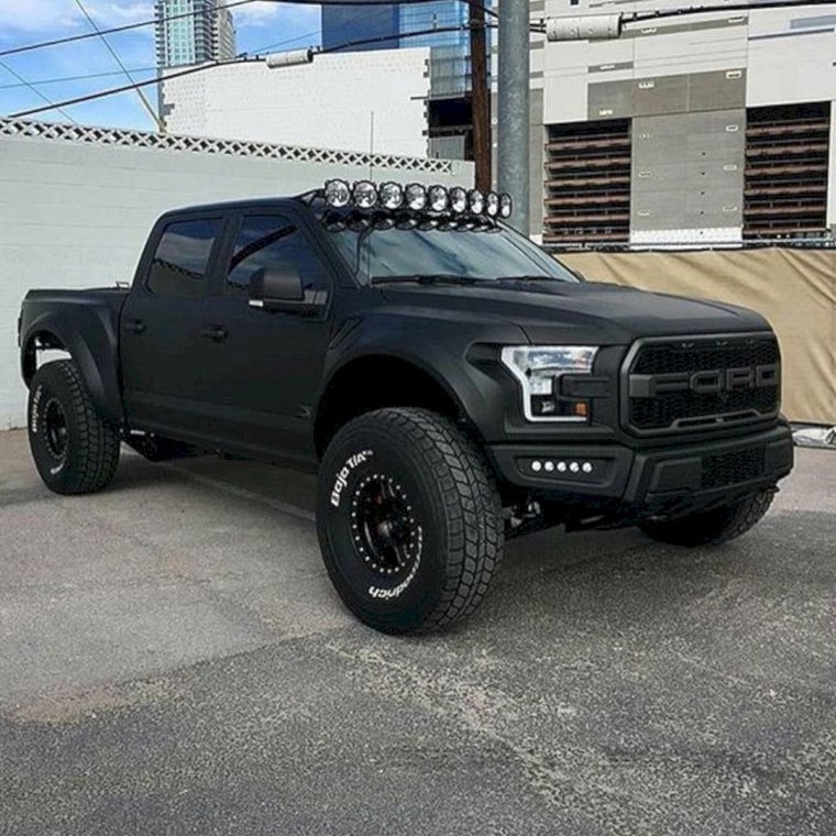 Ford f 150 Raptor черный