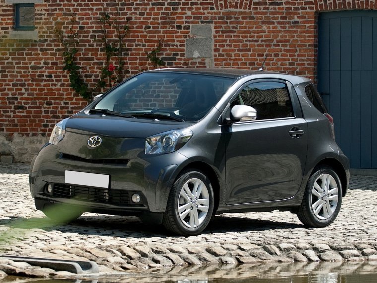 Toyota IQ 2010