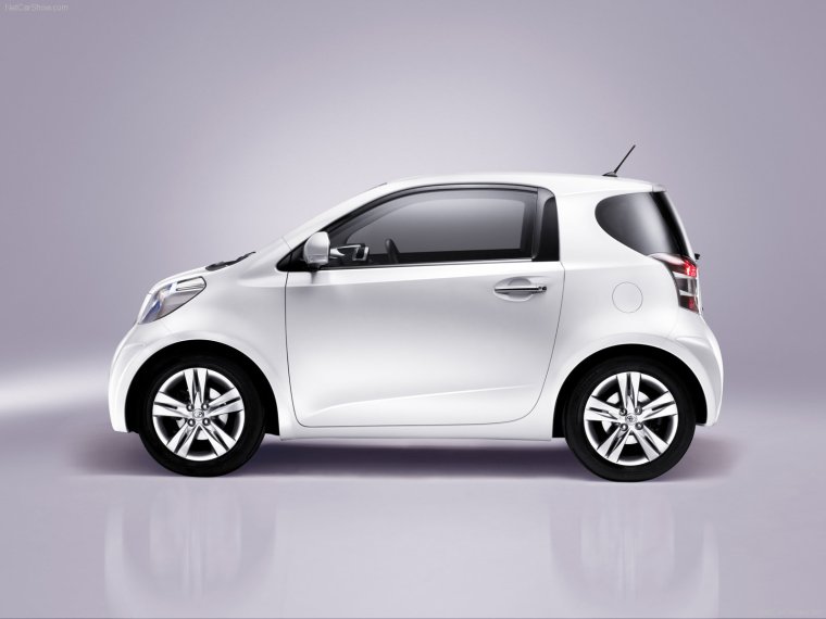 Toyota IQ 2009