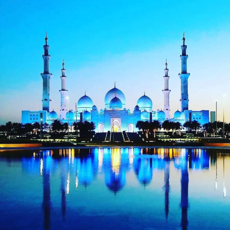 Абу Даби Восток