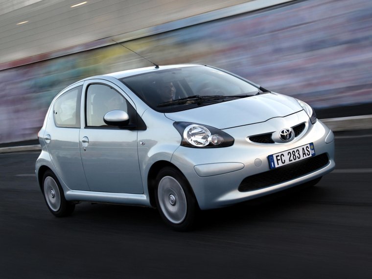 Тойота Айго 2006