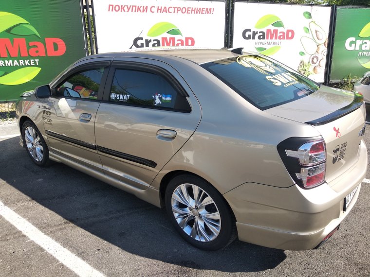 Chevrolet Cobalt White Tuning