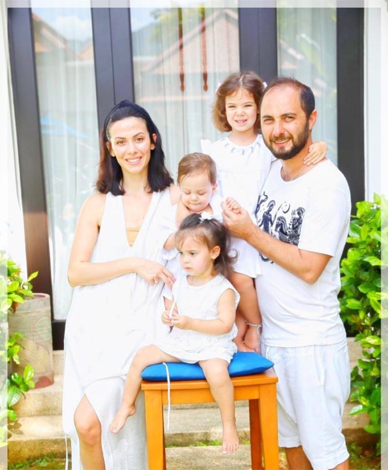 Демис карибидис семья