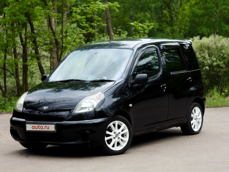 Тойота Функарго 1999