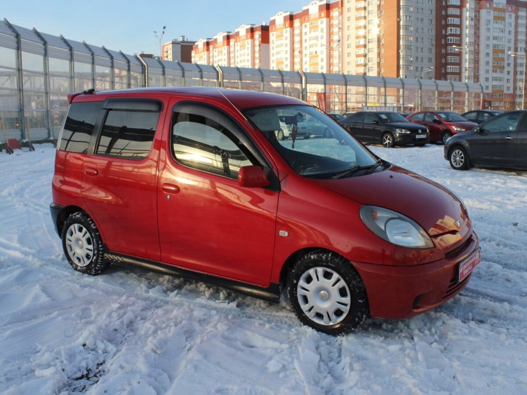 Toyota Funcargo 1999