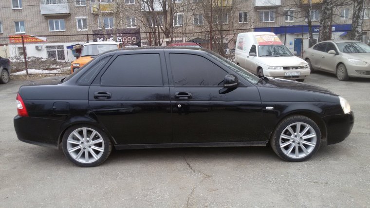 Приора Камрики r16