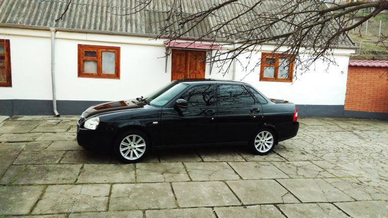 Камрики r16 Приора черная