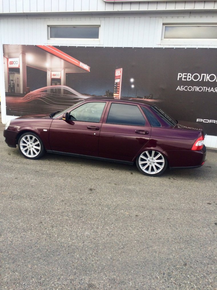 Приора седан Камрики р16