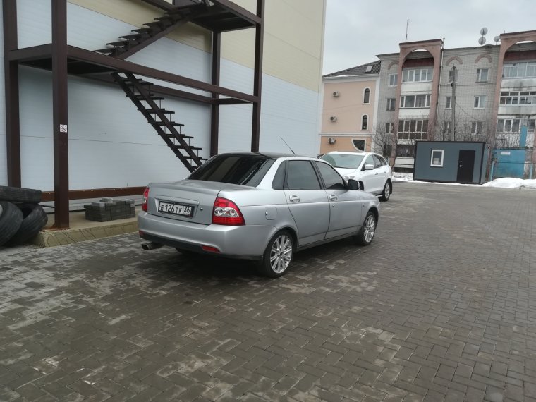 Лада Приора Камрики р 16