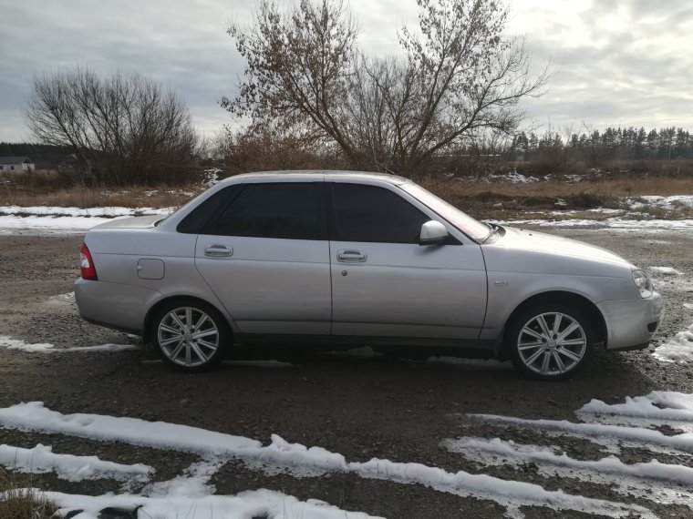 Приора Камрики r16