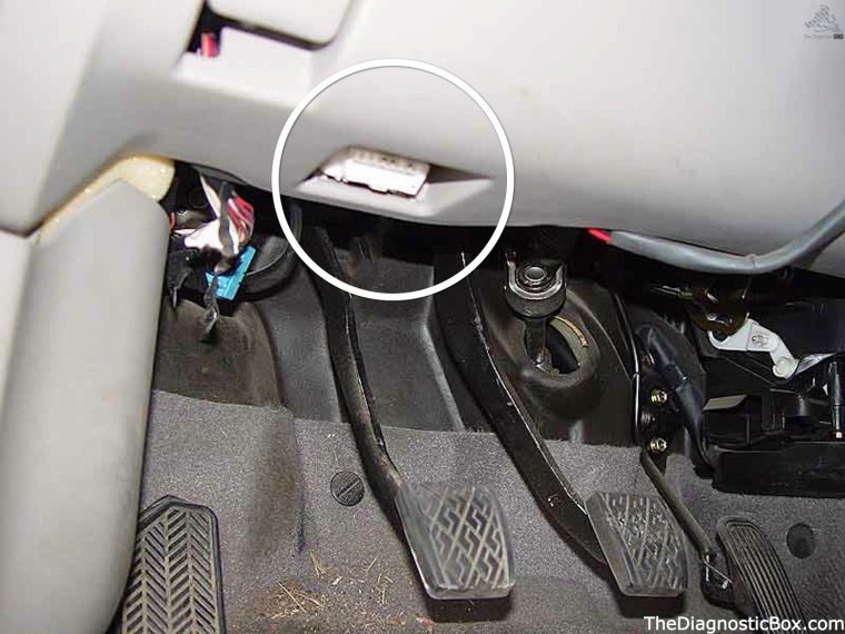 Разъем ОБД 2 ВАЗ 2111