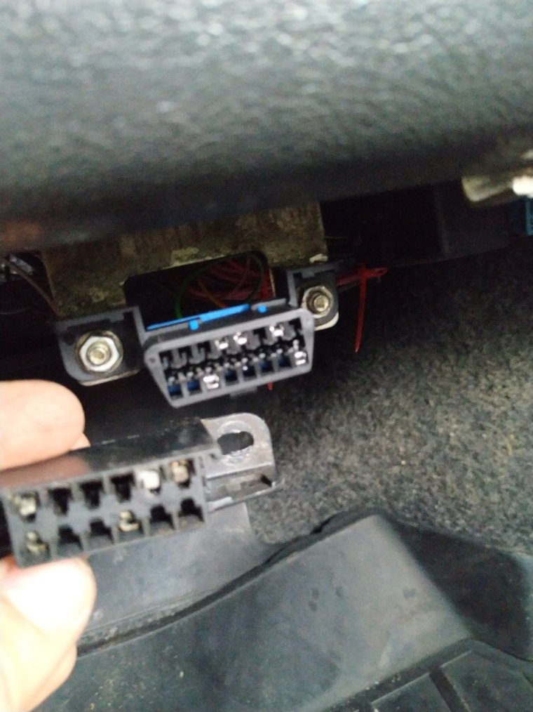 Разъём ОБД 2 Нива Шевроле