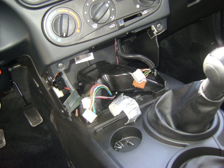 Разъем ОБД 2 Elm 327