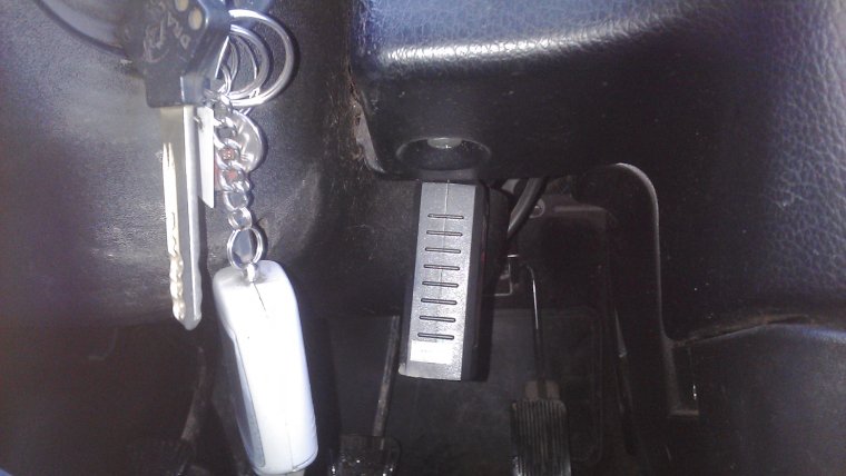 Chevrolet Cruze 2002 разъем для OBD