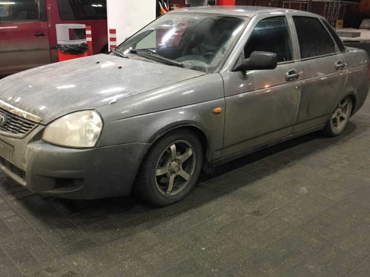 Приора кварц седан r16