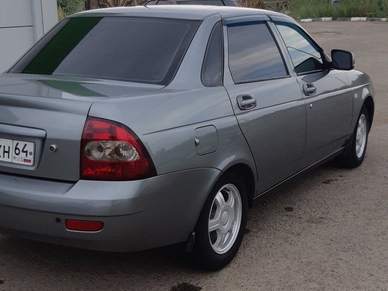 Приора хэтчбек в песок цвета