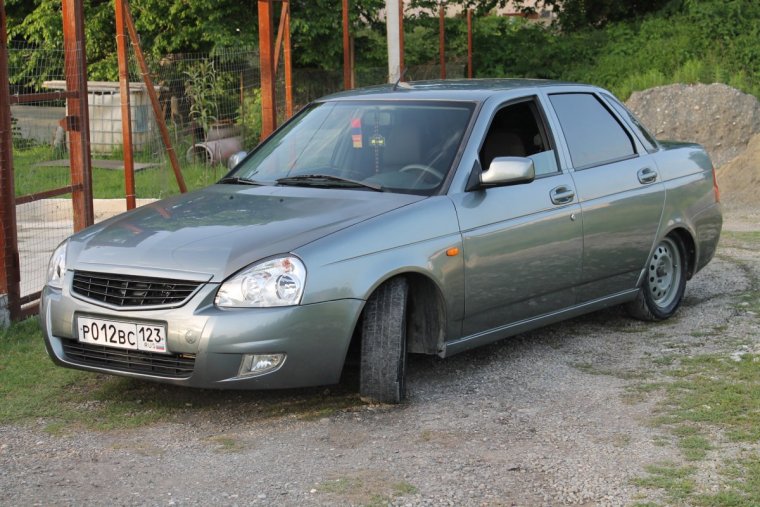Приора кварц седан