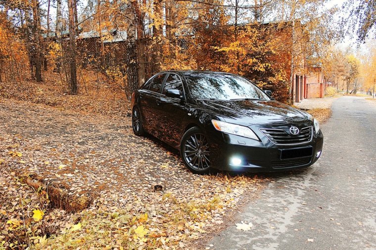 Toyota Camry xv40 черная