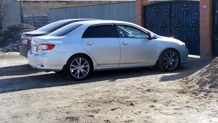 Toyota Corolla e150 r18