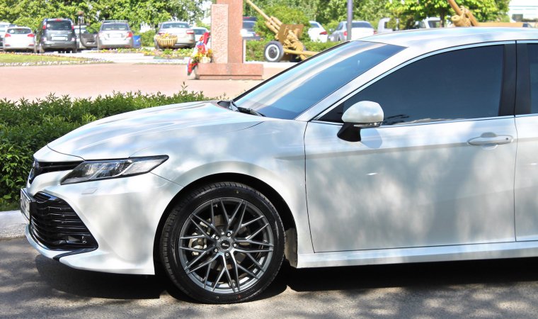 Диски Toyota Camry xv70 r18