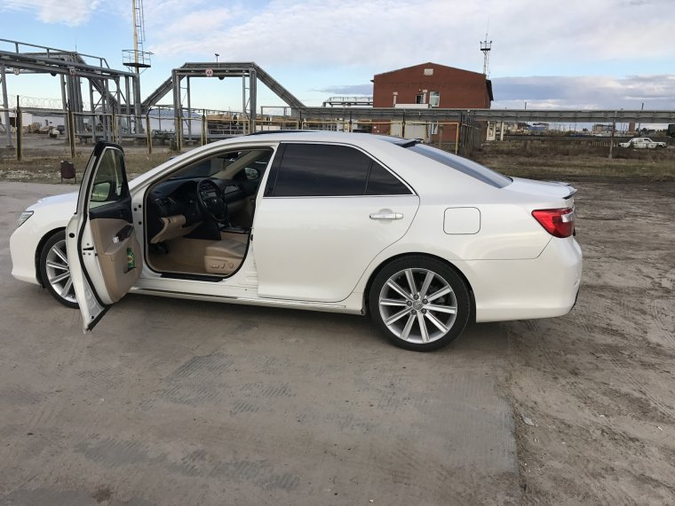 Toyota Camry 50 на ВОССЕНАХ