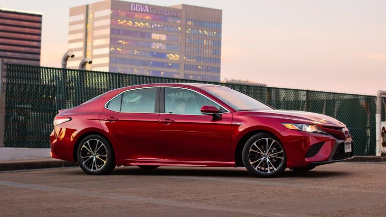 Toyota Camry Hybrid 2018