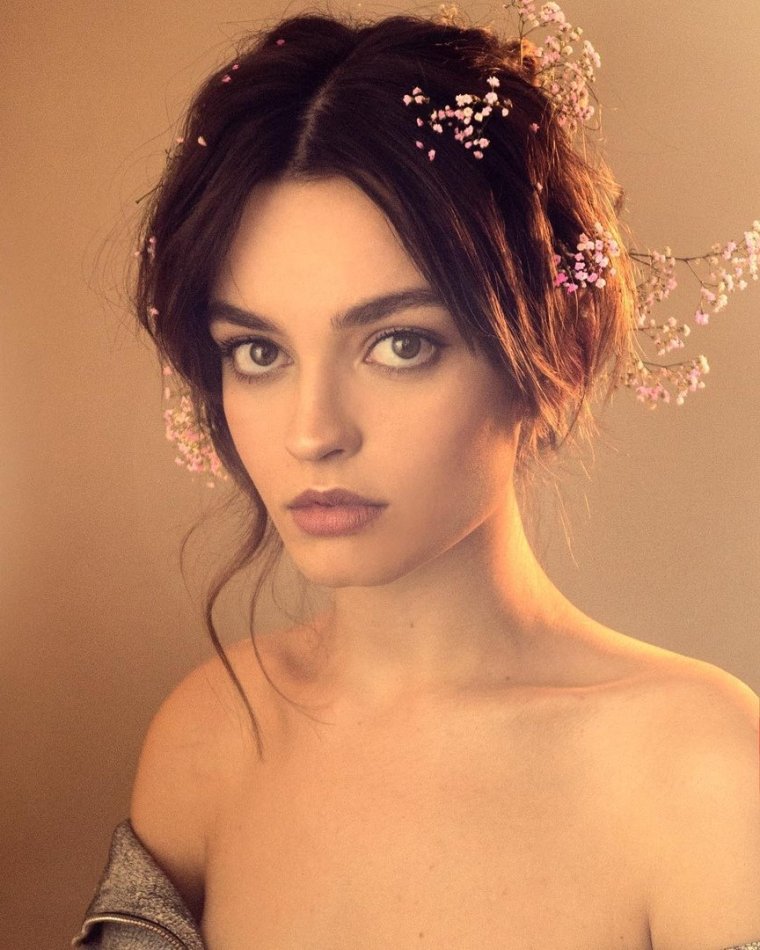 Мейв Уайли актриса