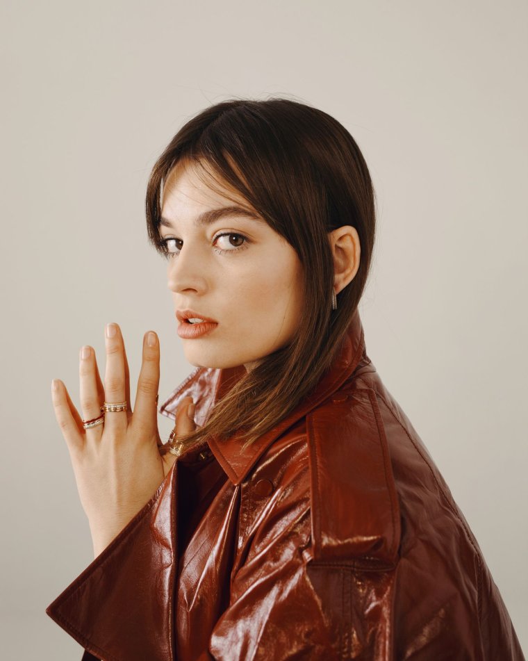 Половое воспитание сериал Мэйв