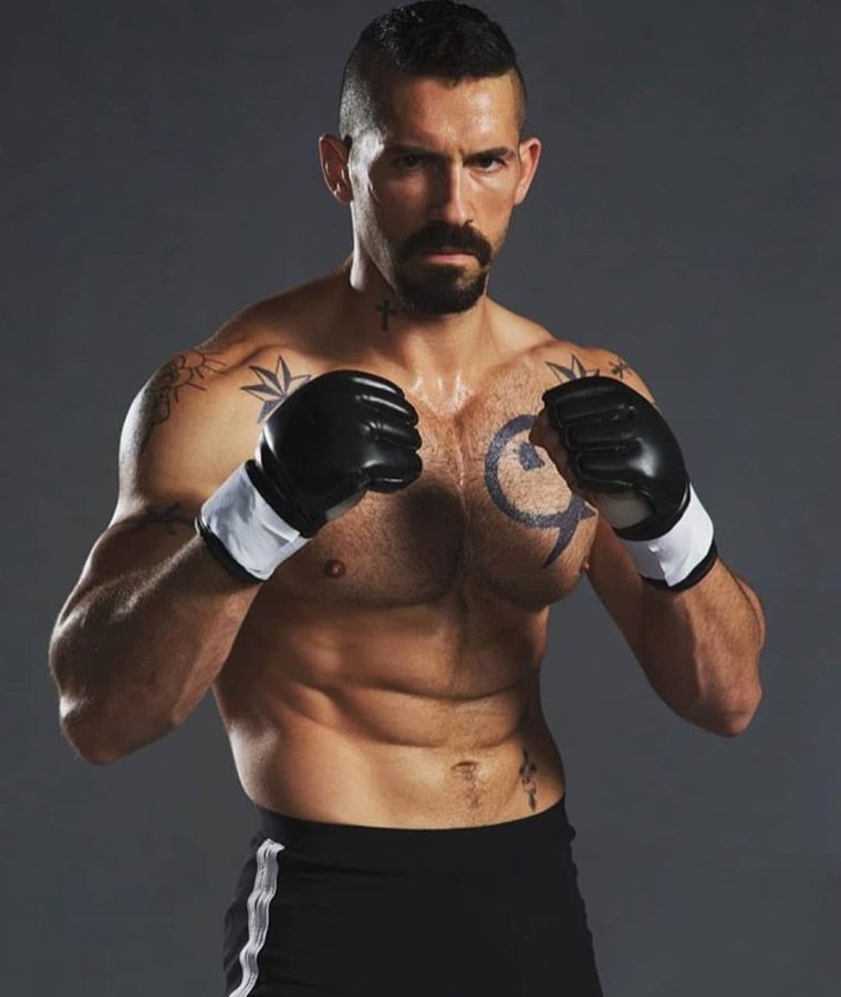 Юрий Бойко боец