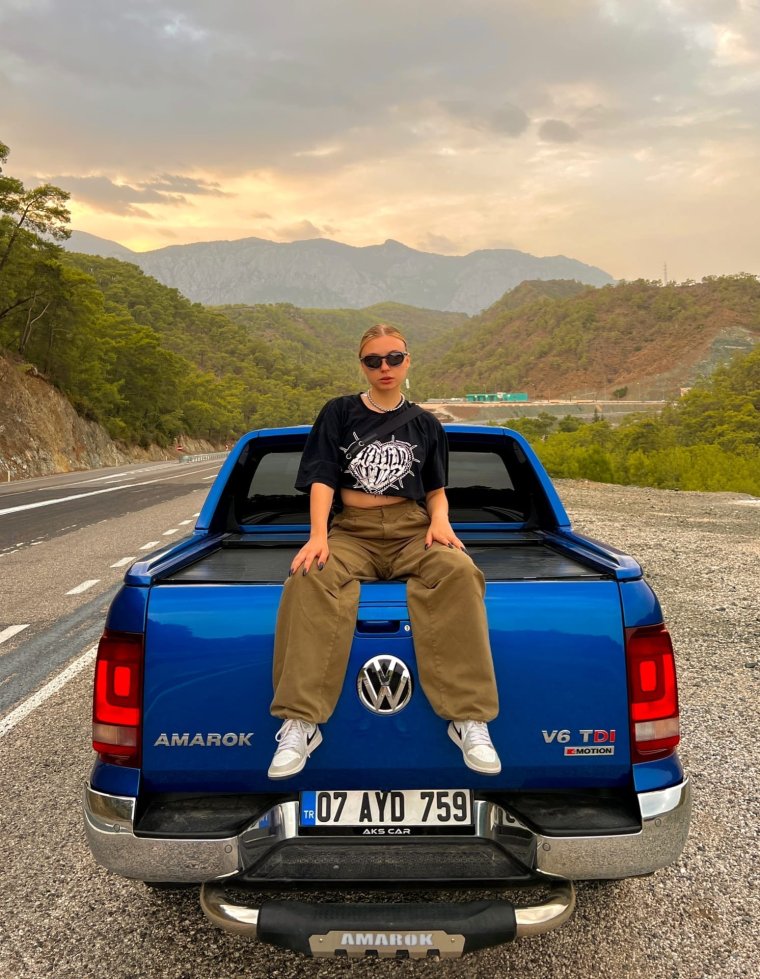 Богатые молодые парни