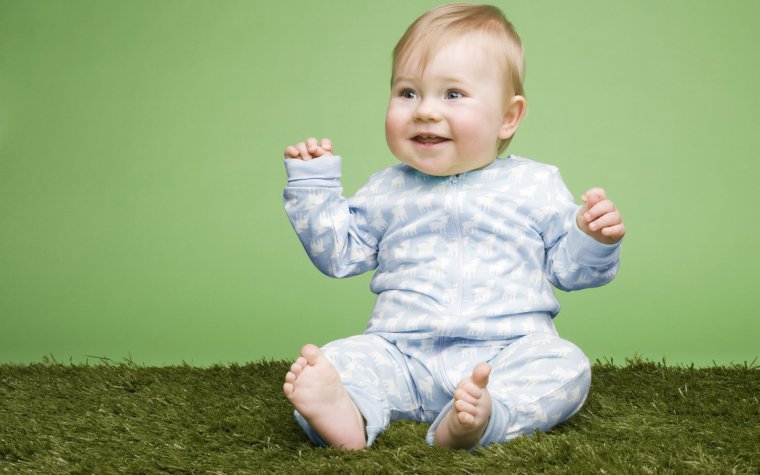 Луна голубая мультяшная