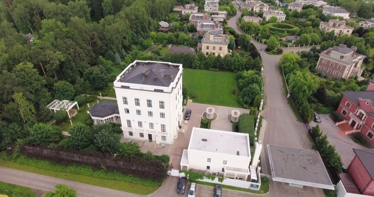 Вилла Джорджа Клуни на озере Комо