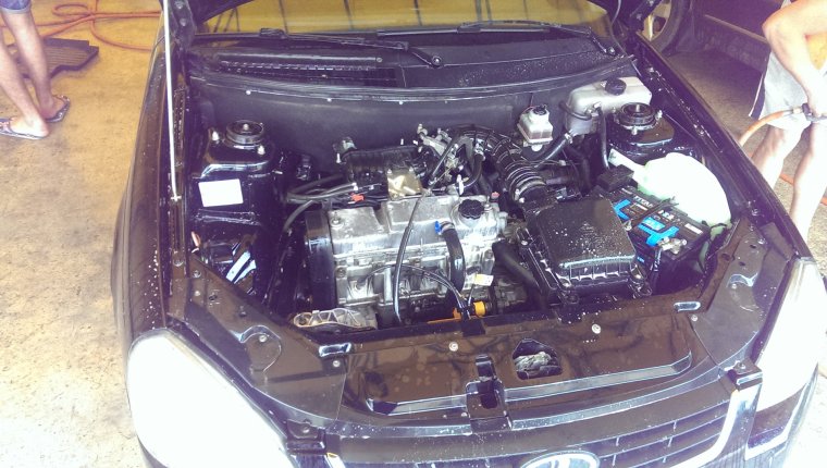 ВАЗ 2170 Приора 1 подкапотное