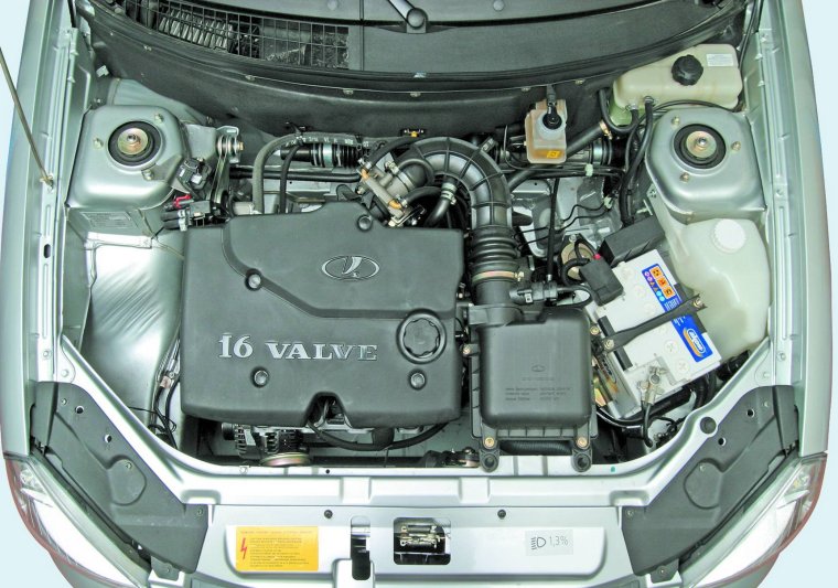 ВАЗ (Lada) Priora, 2008 под капотом