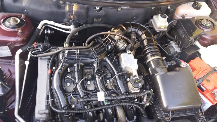 Tiburon 2.0 подкапотка