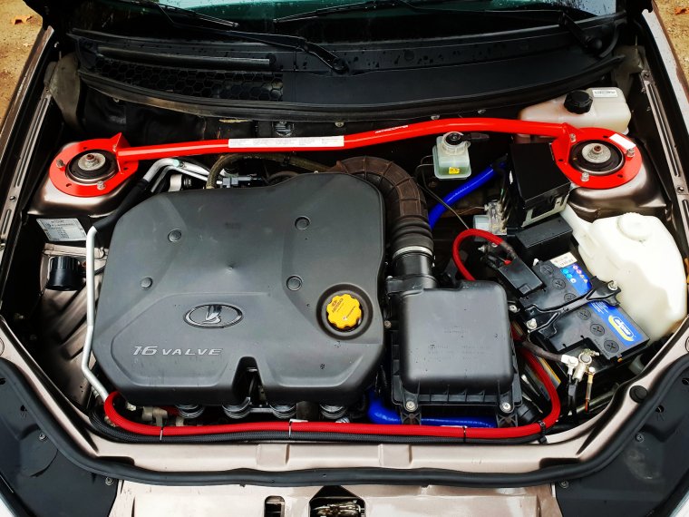 Клинлук 2110 подкапотки