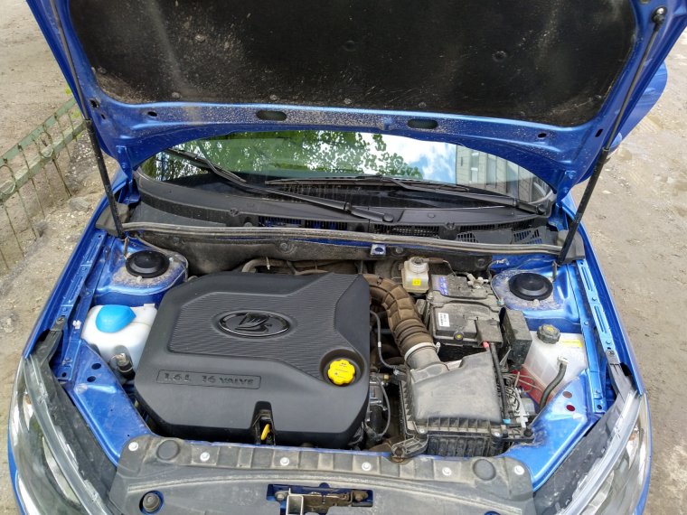 Лада Приора 2170 под капотом