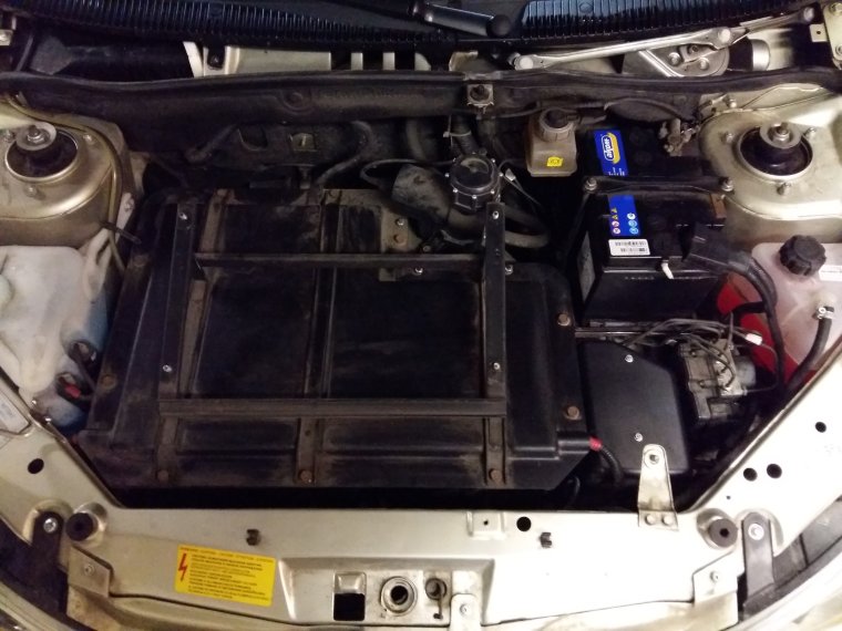 Мойка подкапотного пространства Приора