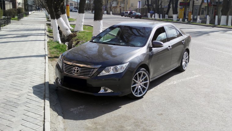 Toyota Camry xv50 r20