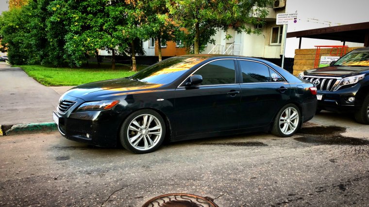 Toyota Camry 40 r18
