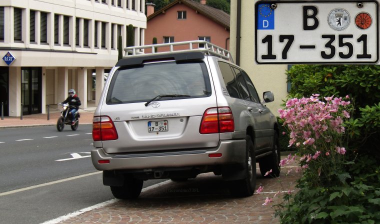 Номера машин в Италии