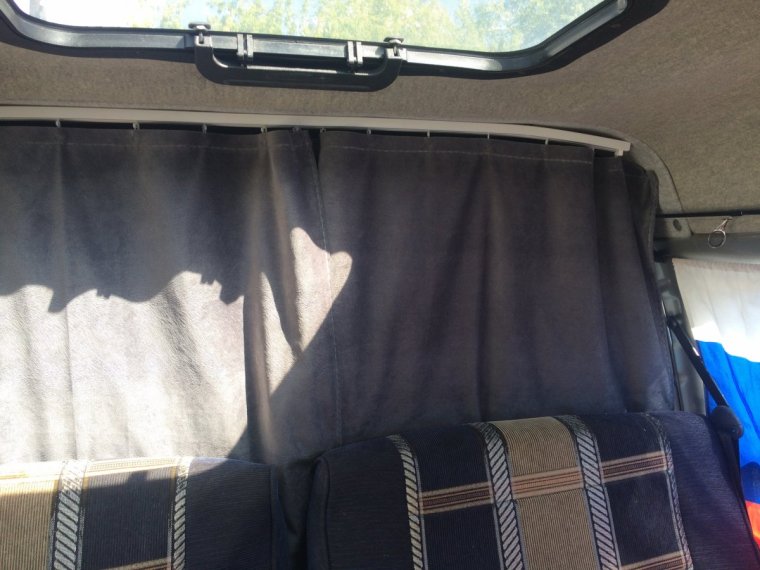 ГАЗ 2705 со шторкой