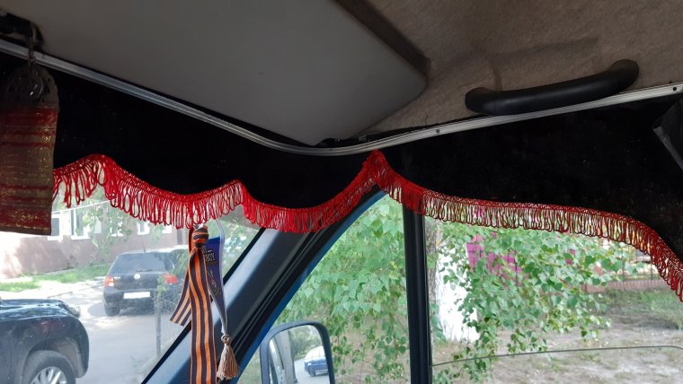 УАЗ 3909 ламбрекены