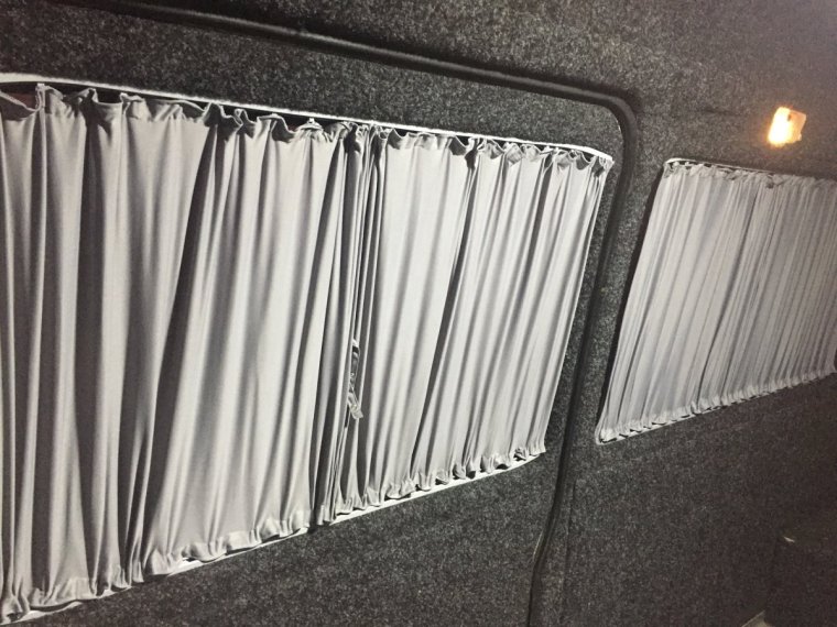 Шторки для ЛТ 35 боковые