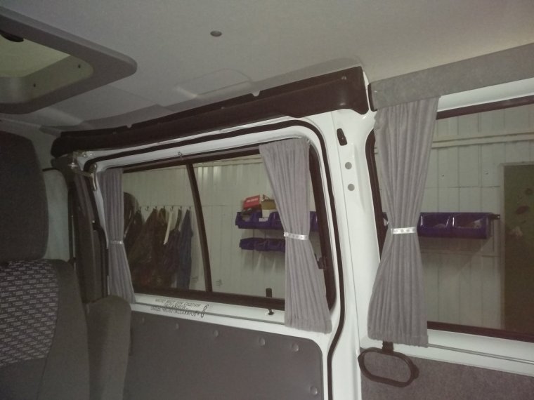 Шторки салона ГАЗ 2217