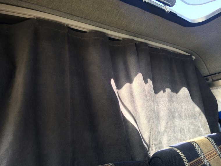 Шторка спальника Scania 5