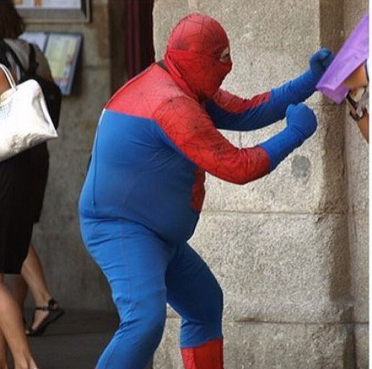 Толстый человек паук