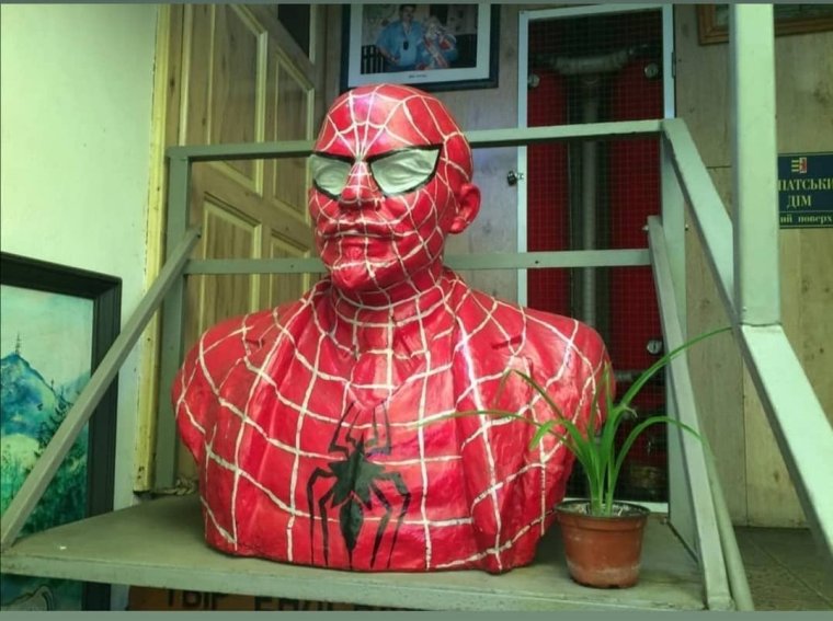 Эндрю Гарфилд паук