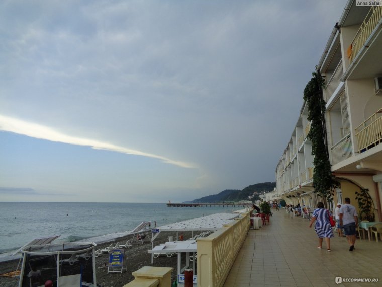 Вечерняя набережная Лоо 2020