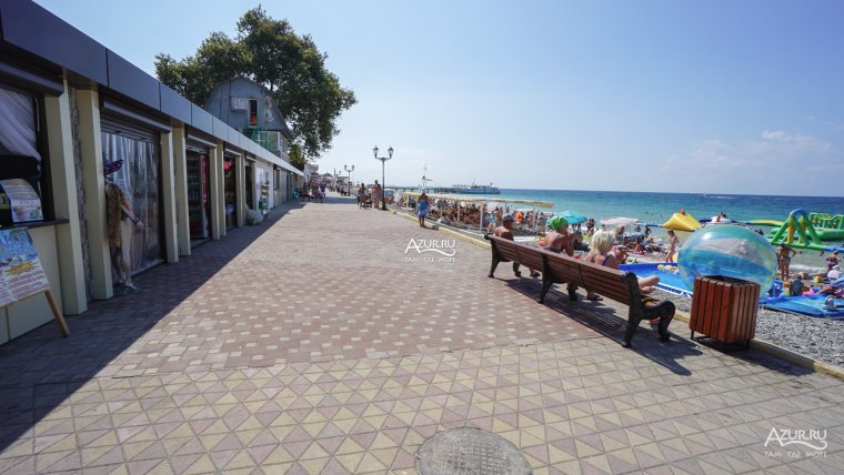 Лоо море набережная